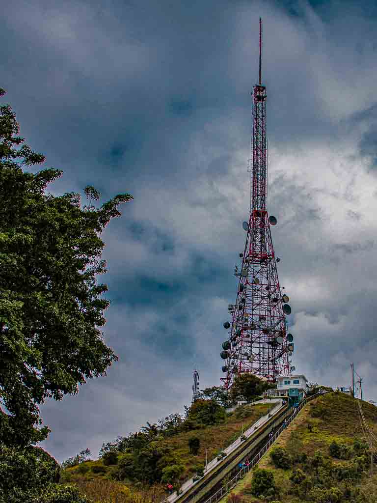 Telecommunication Antenna
